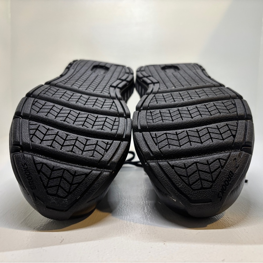 Women’s Black Brooks Addiction walking Shoes size 6.5 narrow(2A) - Picture 8 of 11